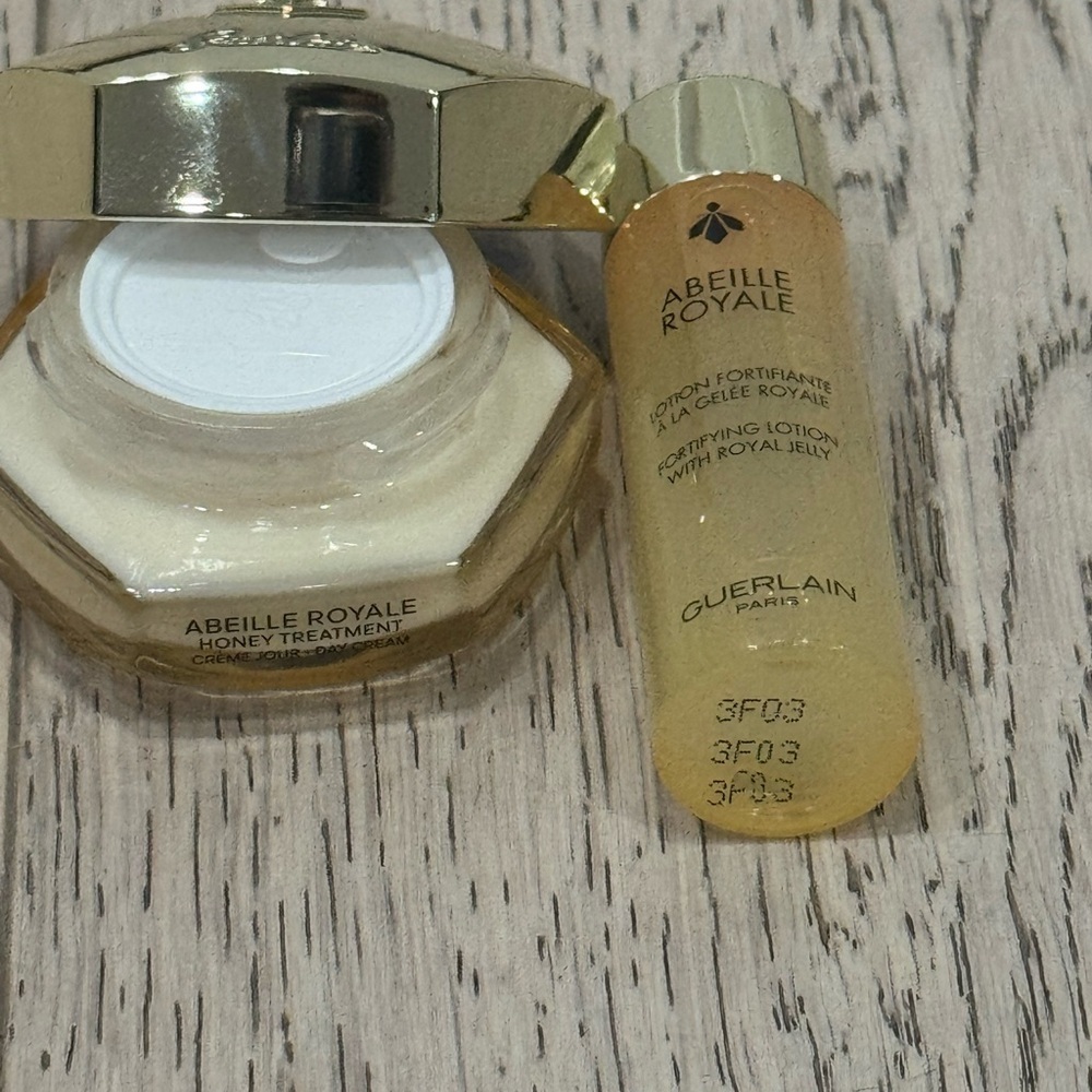 Guerlain Abeille Royale Honey Treatment Day Cream + Fortifying Lotion BUNDLE 15m - Picture 3 of 5